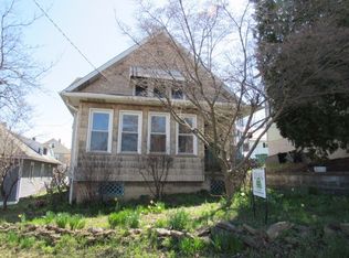 129 J St, Johnstown, PA 15906