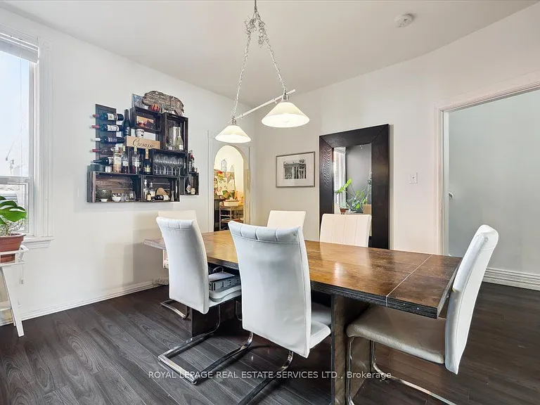 28 Saint Matthews Ave — Photo 12