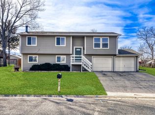 413 Skyway Drive, Fort Collins, CO 80525
