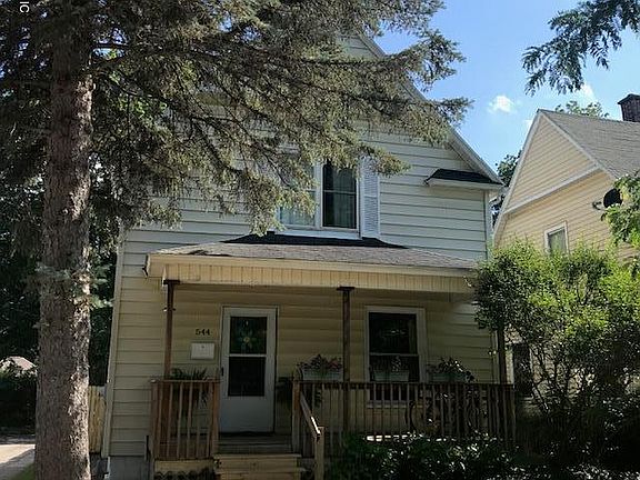 4th image of 544 Curtis St NE
