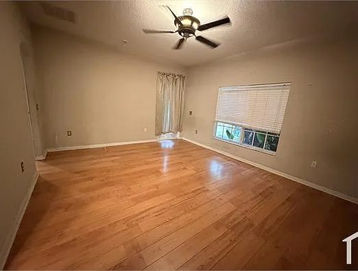 1206 Pendleton Dr — Photo 9