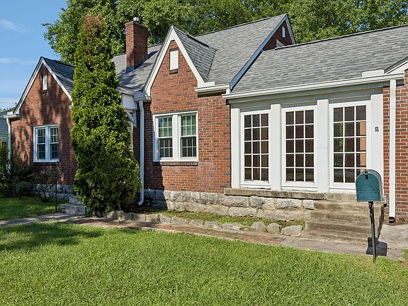 2nd image of 312 Castle Heights Ave