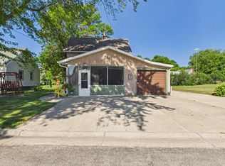 286 Park Ave, Saint Martin, MN 56376
