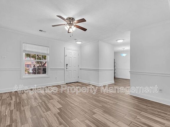 5th image of 90 Adams Dr NE