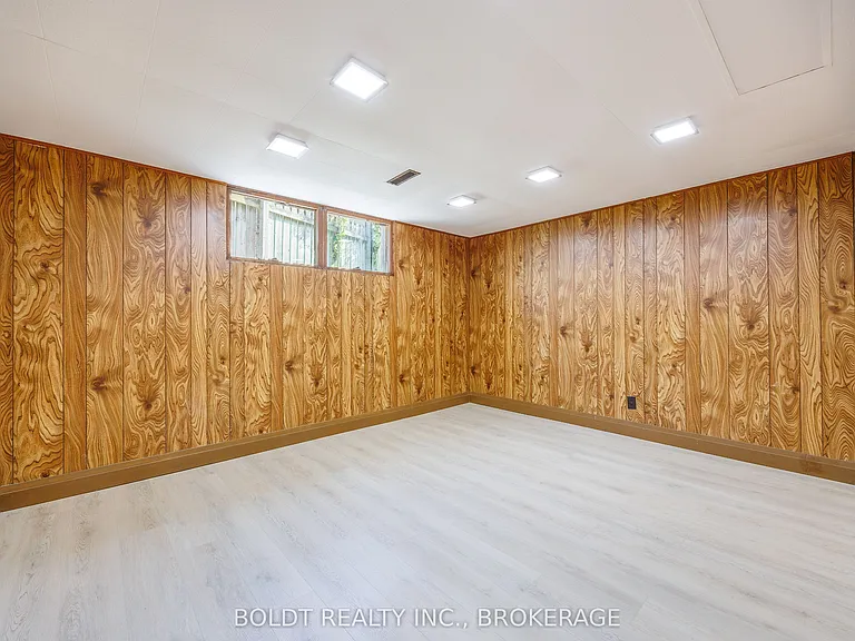 127 Louth St #2 — Photo 10