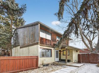 941 Ranchview Cres NW, Calgary, AB T3G1A4