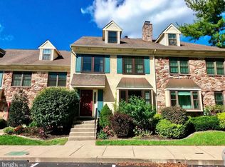 32 Algonquin Ct, Chesterbrook, PA 19087