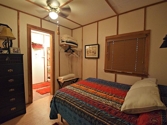 4th image of 143 Estelle Ln