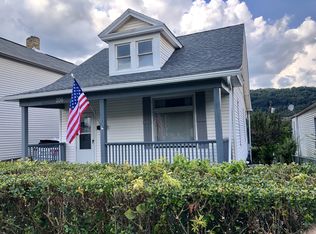 206 Grant St, Newell, WV
