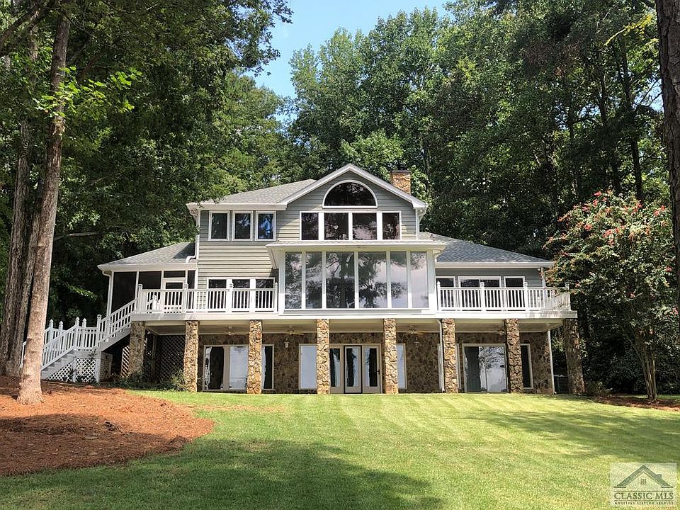 1st image of 2501 Cherokee Dr