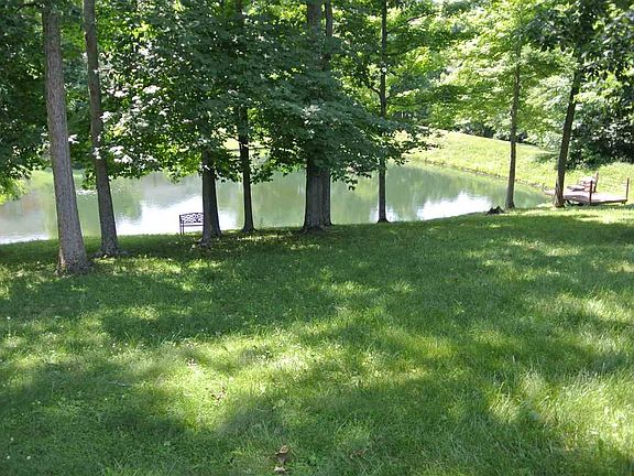 3rd image of 10813 Autumnridge Dr