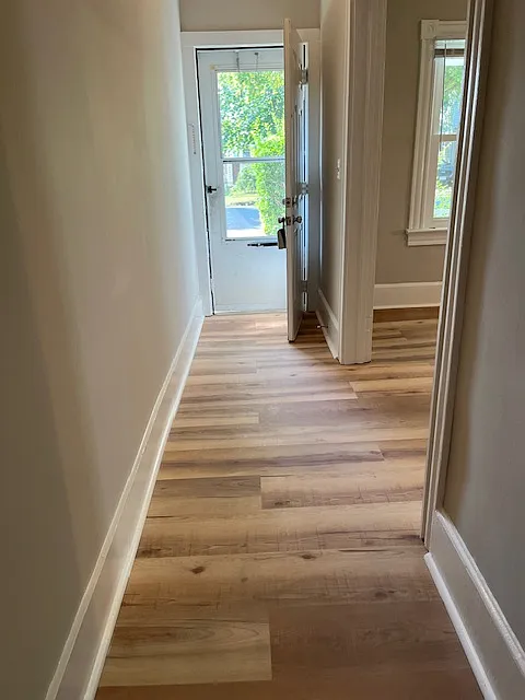 1 bed, 950 sqft, $1,700 — Photo 2