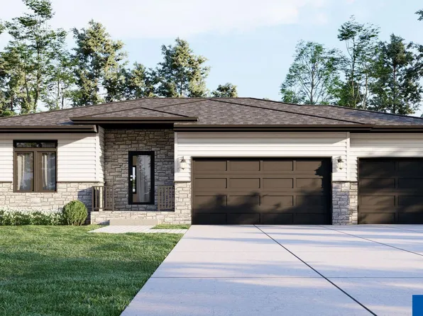 9420 Duckhorn Dr, Lincoln, NE 68526
