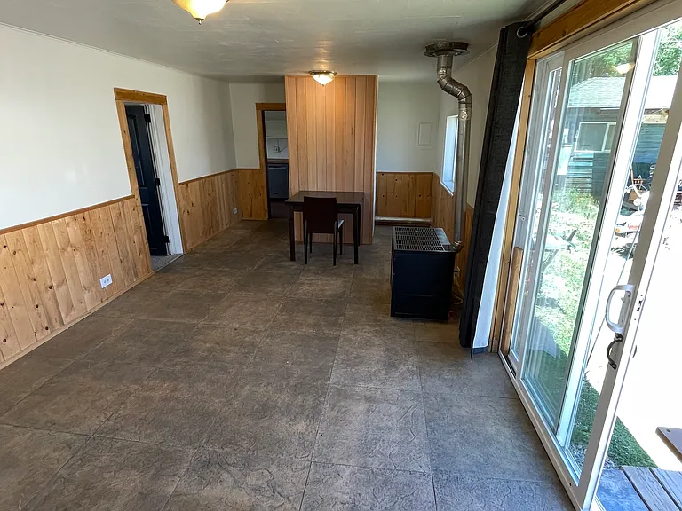 255 Mill Ave #B — Photo 7