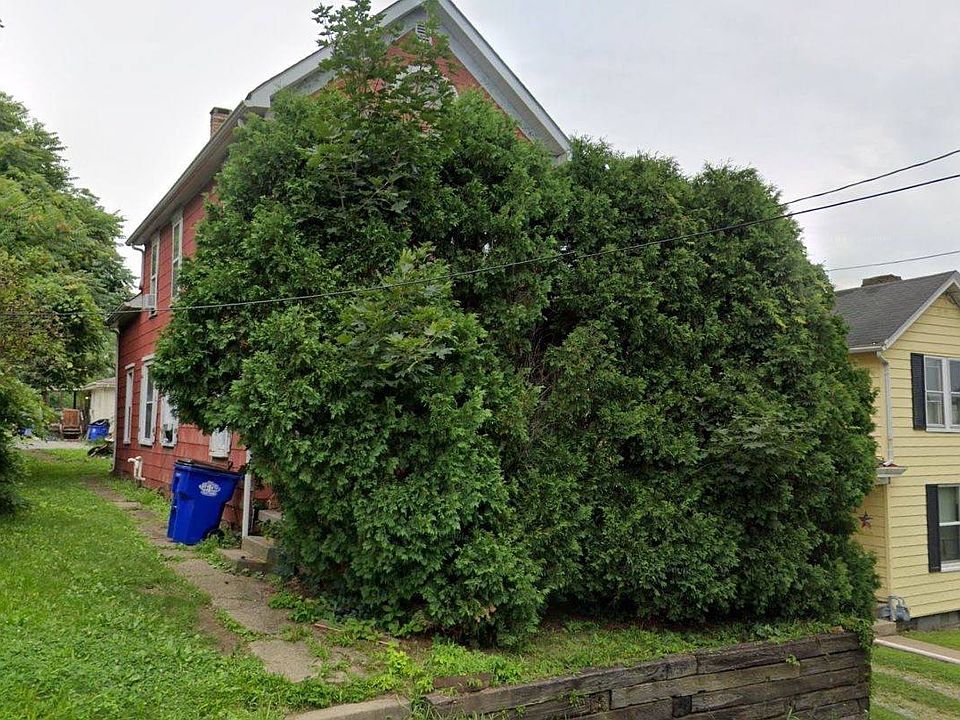 2nd image of 907 Princeton St
