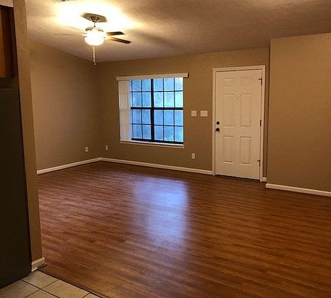 3rd image of 3744 Longchamp Cir