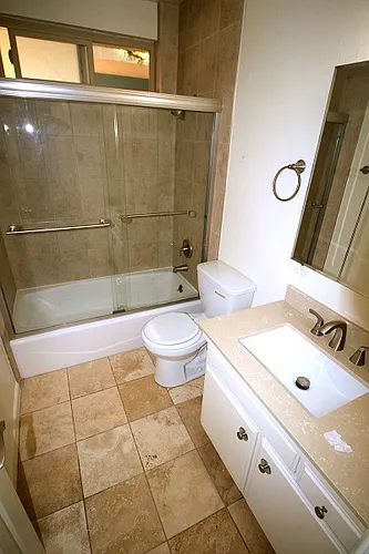 Floor plan Upgraded large 1 bedroom
