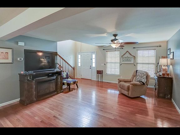 3rd image of 2904 Wye Oak Dr