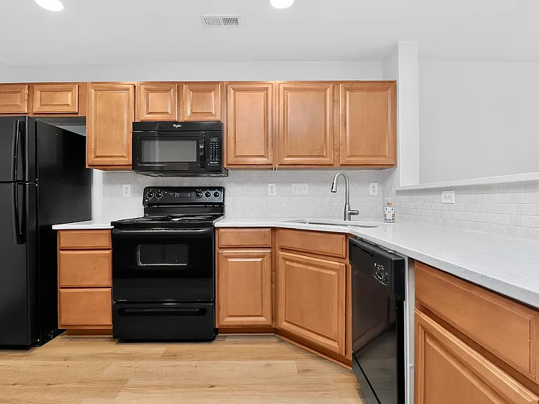 3094 Des Prez Ave — Photo 17