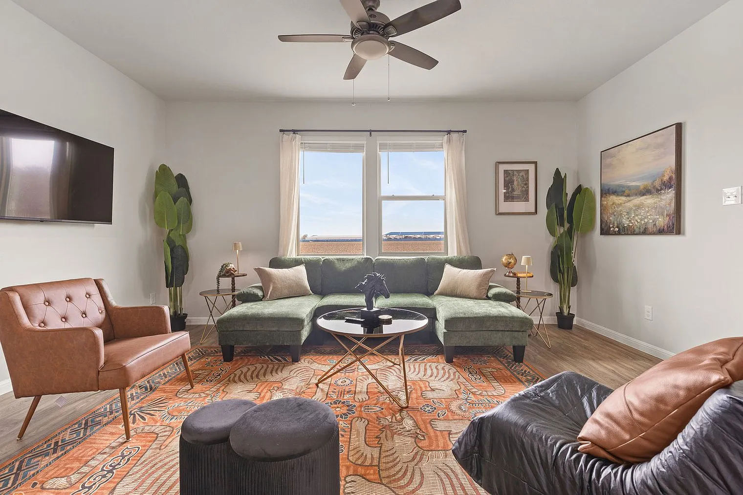 3 bed, 2.0 bath, 1603 sqft, $4,354 — Photo 1