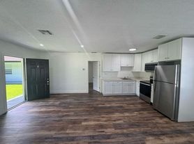 Edgewood Apartments LLC