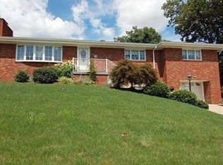 42 Sunny Dr, Pittsburgh, PA