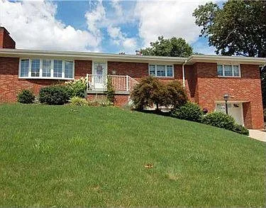 42 Sunny Dr photo 1