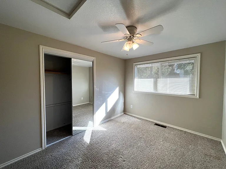 2228 137th St SE — Photo 16