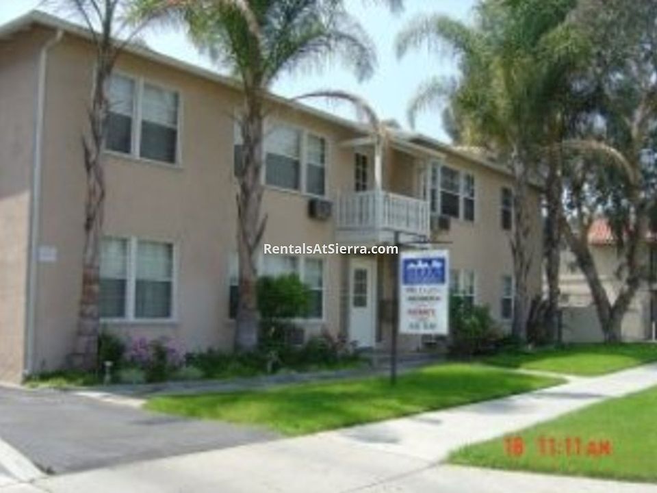 1st image of 10640 Victory Blvd #1