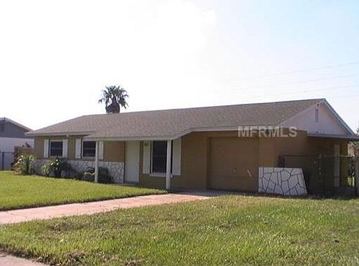 1st image of 550 Treasure Dr