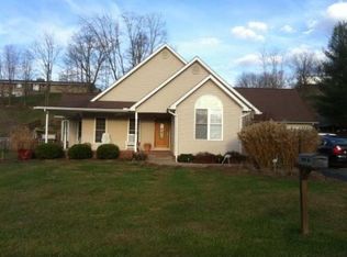 714 Johnson Pl W, Ashland, KY 41102
