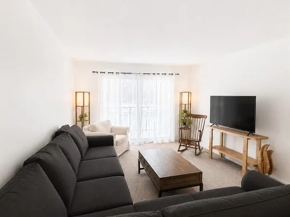 7450 Rupert St #205, Pt Hardy, BC V0N 2P0