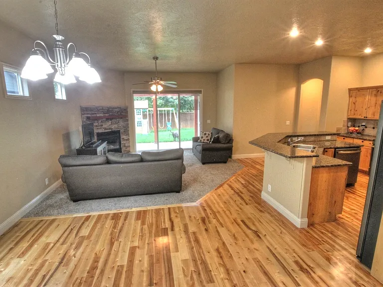 3757 N Quenzer Way — Photo 7