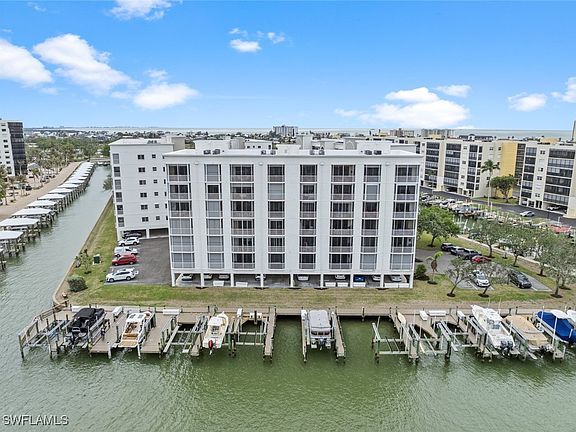 2nd image of 4341 Bay Beach Ln APT 142