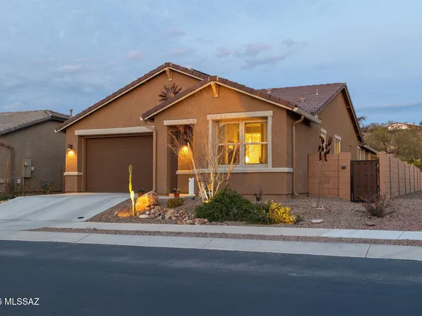 10157 S Rolling Water Dr, Vail, AZ 85641