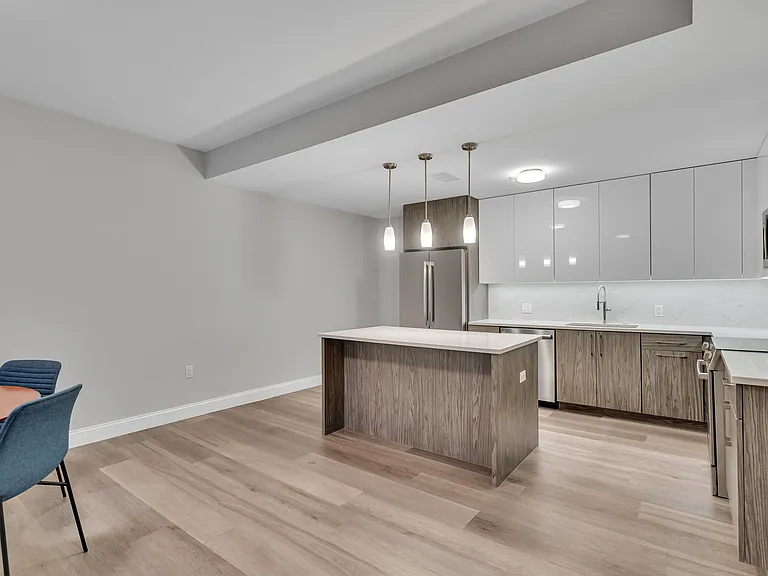 771 Harrison Ave #305 — Photo 5