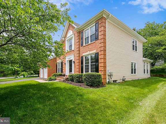 4th image of 11415 Potomac Oaks Dr