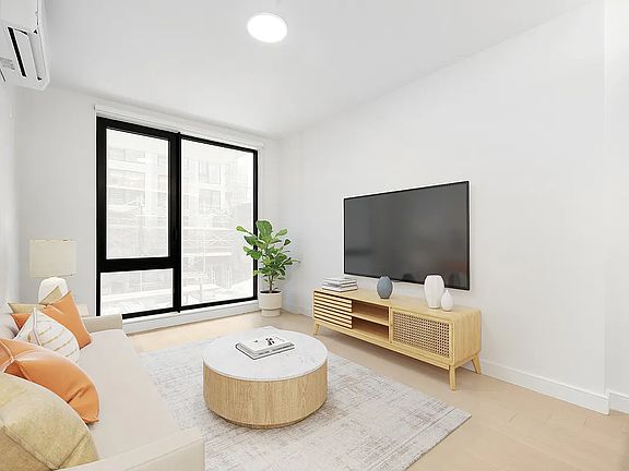 5th image of 555 W 45th St #6B