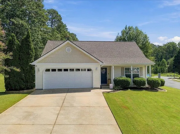 2 Jessica Way, Greer, SC 29651