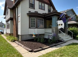 3127 N Cramer St, Milwaukee, WI 53211