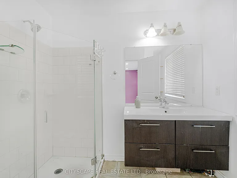 14 Redcedar Cres — Photo 18