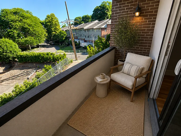 94 Beaconsfield Rd #201 — Photo 9