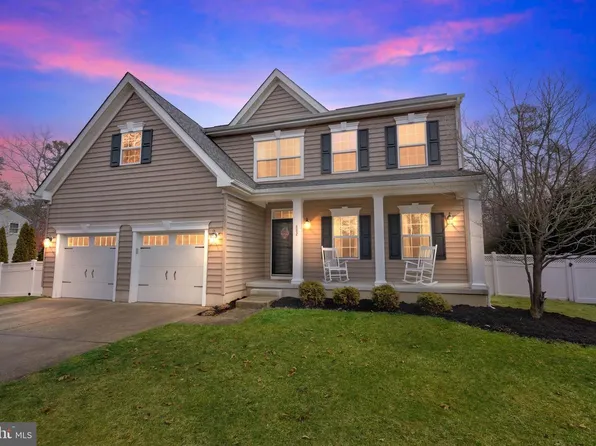 882 Lincoln Ave, Franklinville, NJ 08322