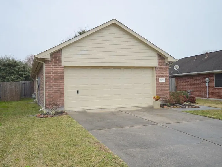 2627 Spring Dusk Ln — Photo 21