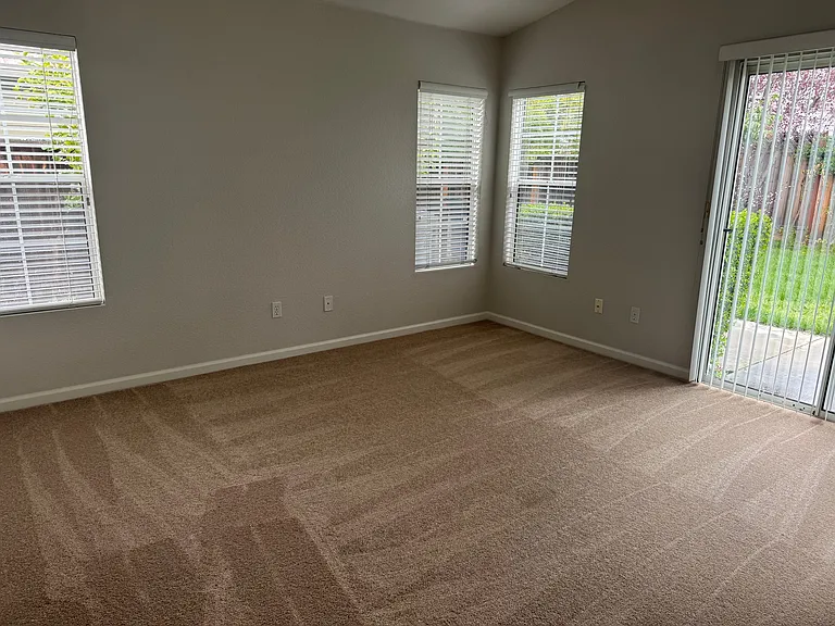562 Stetson Way — Photo 11