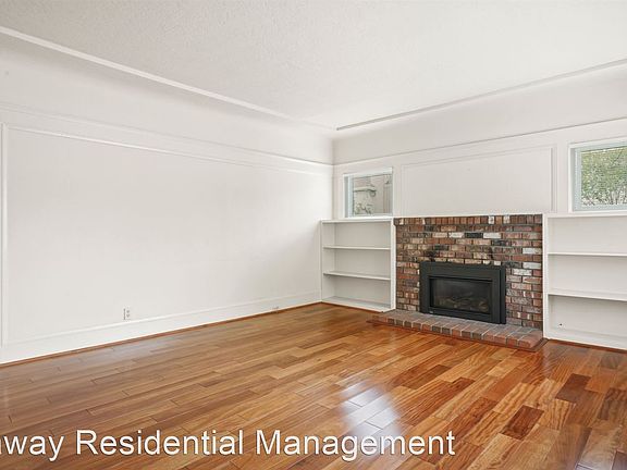 4th image of 1100 Laguna Ave