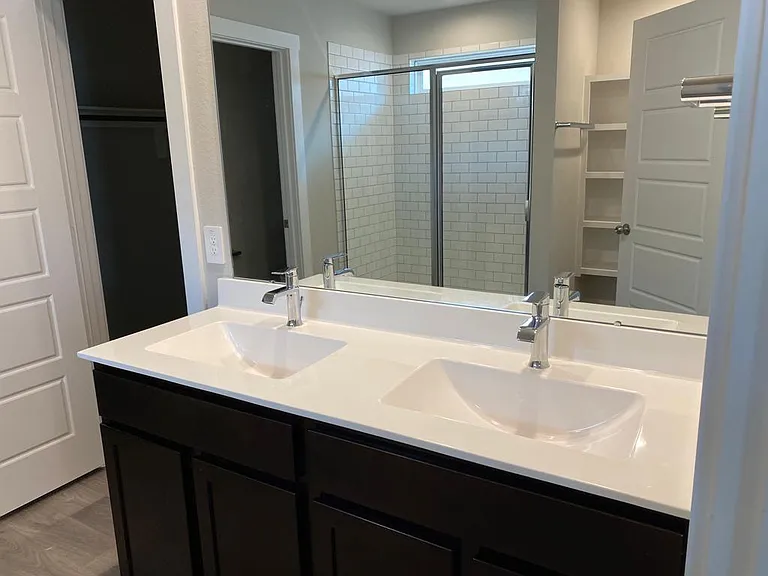 2808 Gunnersbury Dr — Photo 10
