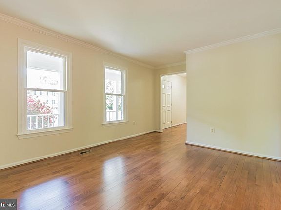 2nd image of 11455 Bronzedale Dr