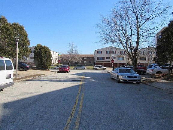 4th image of 1529 Marcy Pl #B