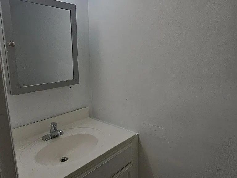 9105 Spyglass Pl #C — Photo 7